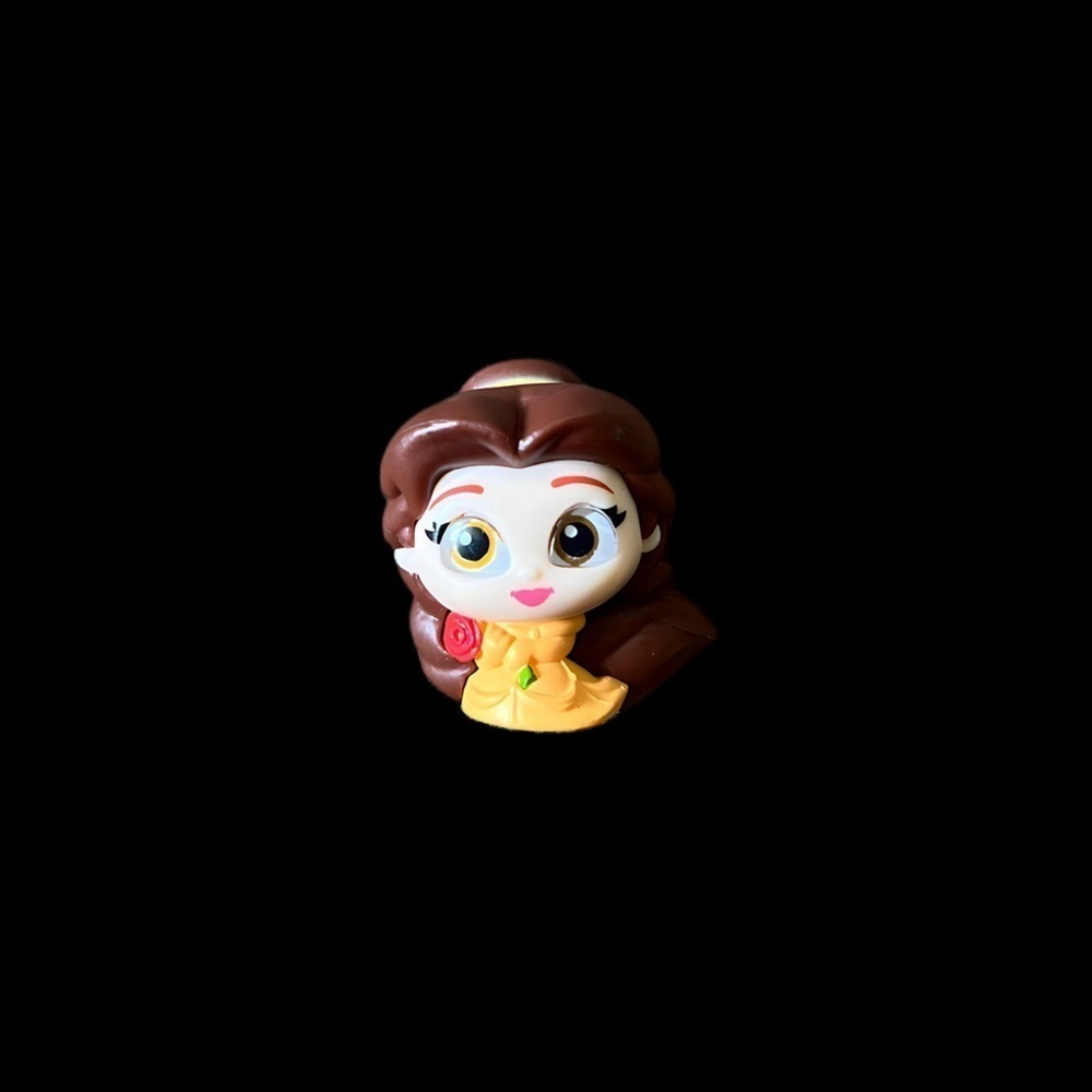 Disney Doorables Series 8 Scented Beauty and the Beast - Belle - Special Edition